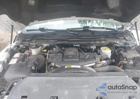 2017 Ram 2500 Tradesman 4X4 6'4 Box from USA, damaged, VIN 3C6UR5CL9HG625344